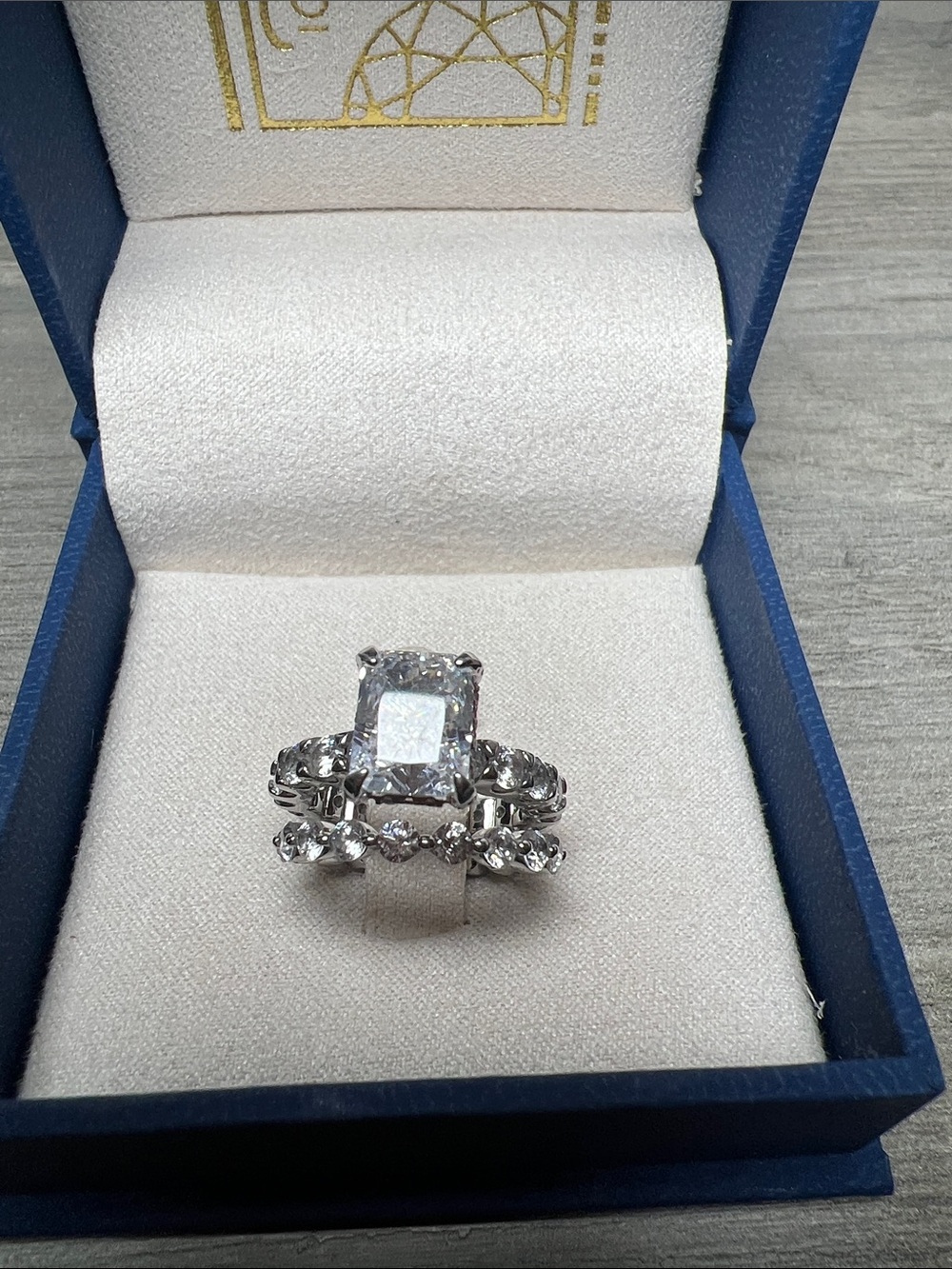 Italo Jewelry 4 Carat Cushion Cut Engagement Ring Infinity Set Size 4.5